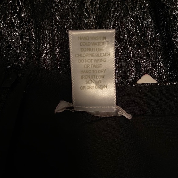 Cache Dress - Picture 6 of 6